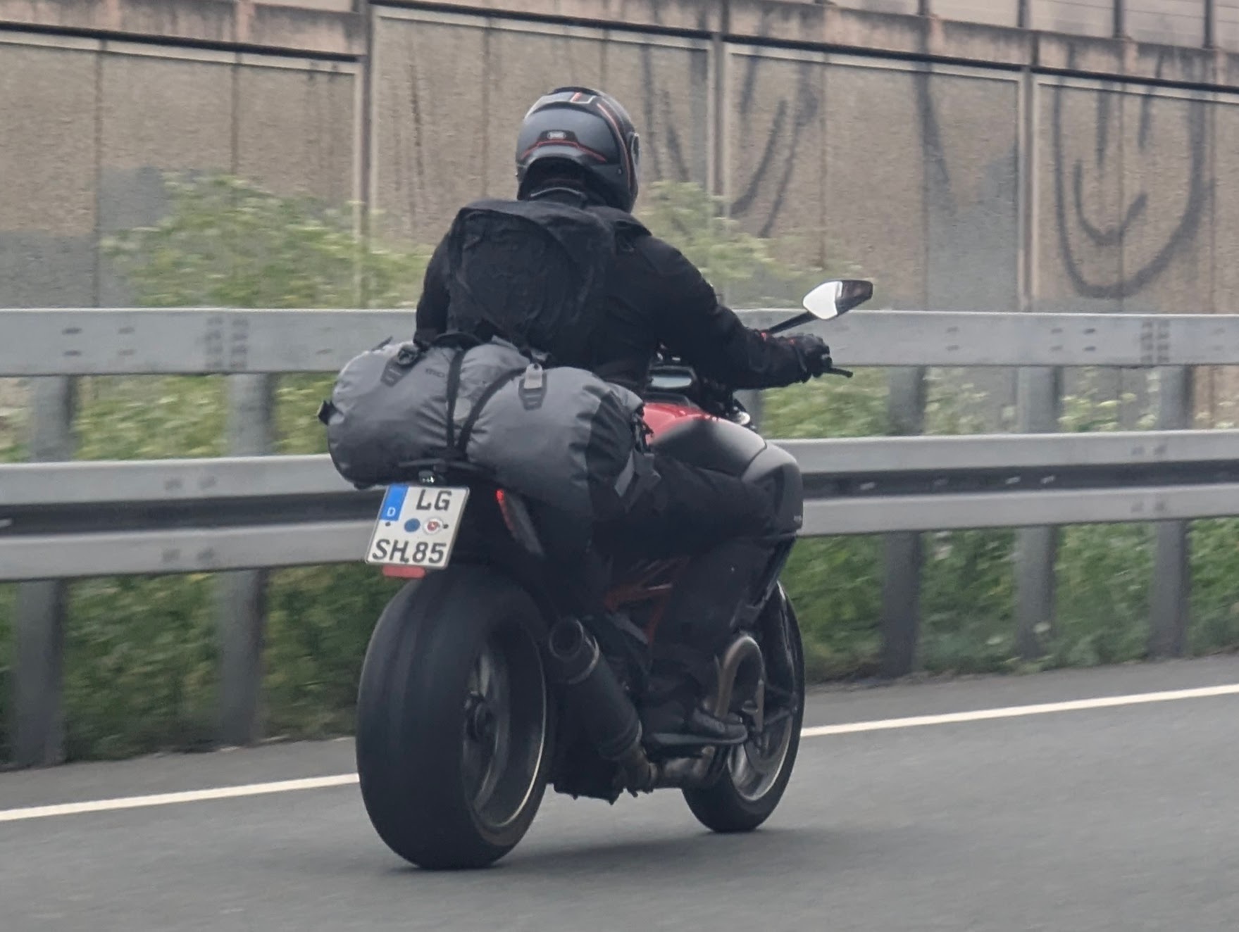 LG SH 85, Ducati Diavel 1st gen 1200, 2010–2019