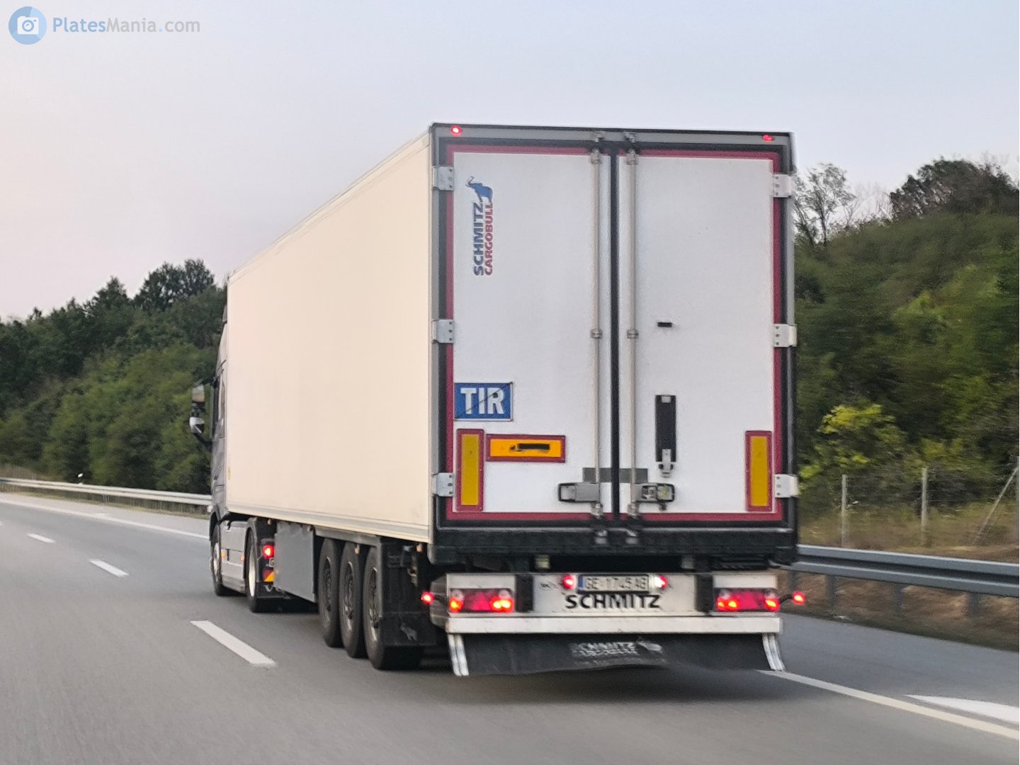 GE 1745 AB, Schmitz SKO 