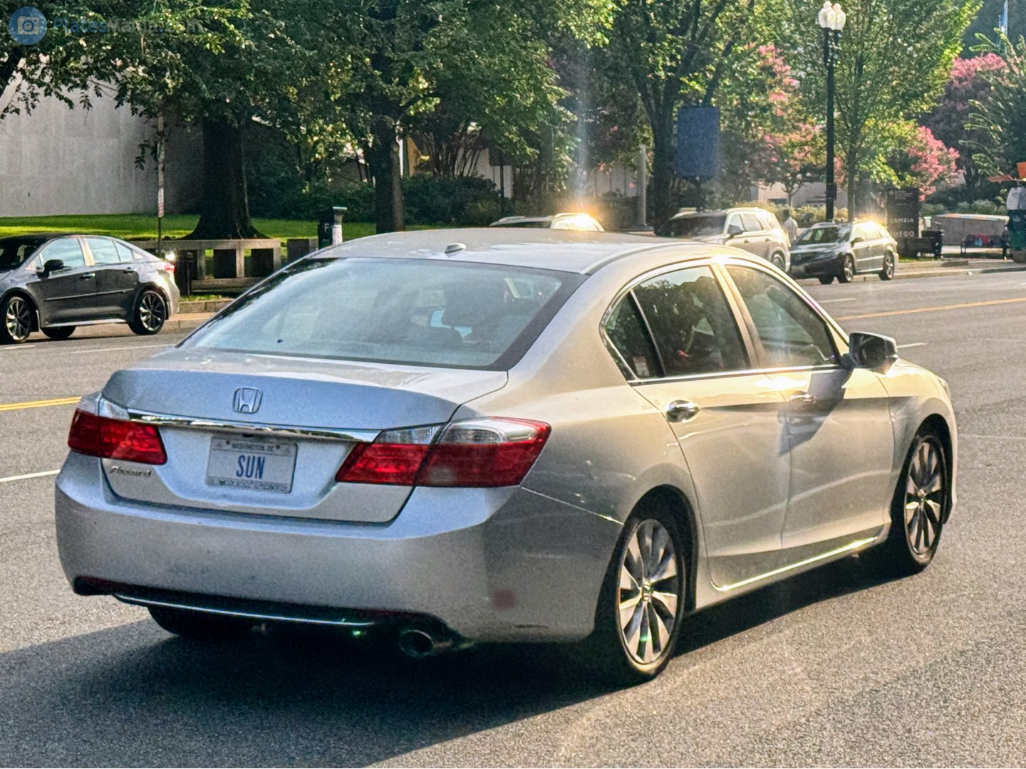 SUN, Honda Accord 9th gen Sedan (CR), 2012­–2016