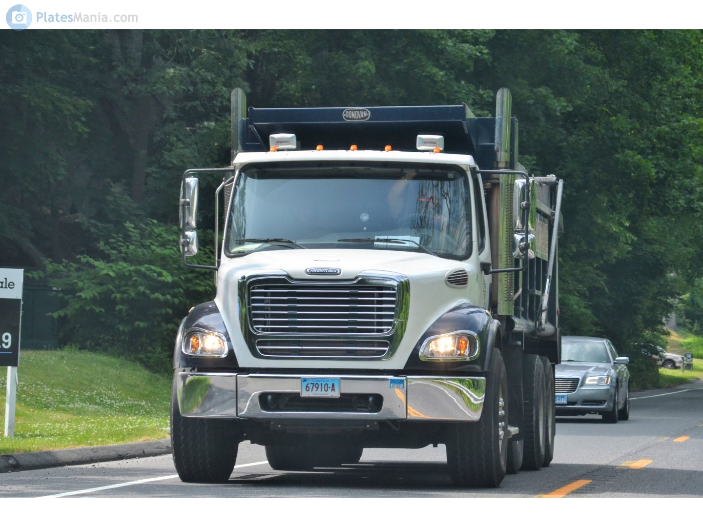 67910-A, Freightliner Business Class 