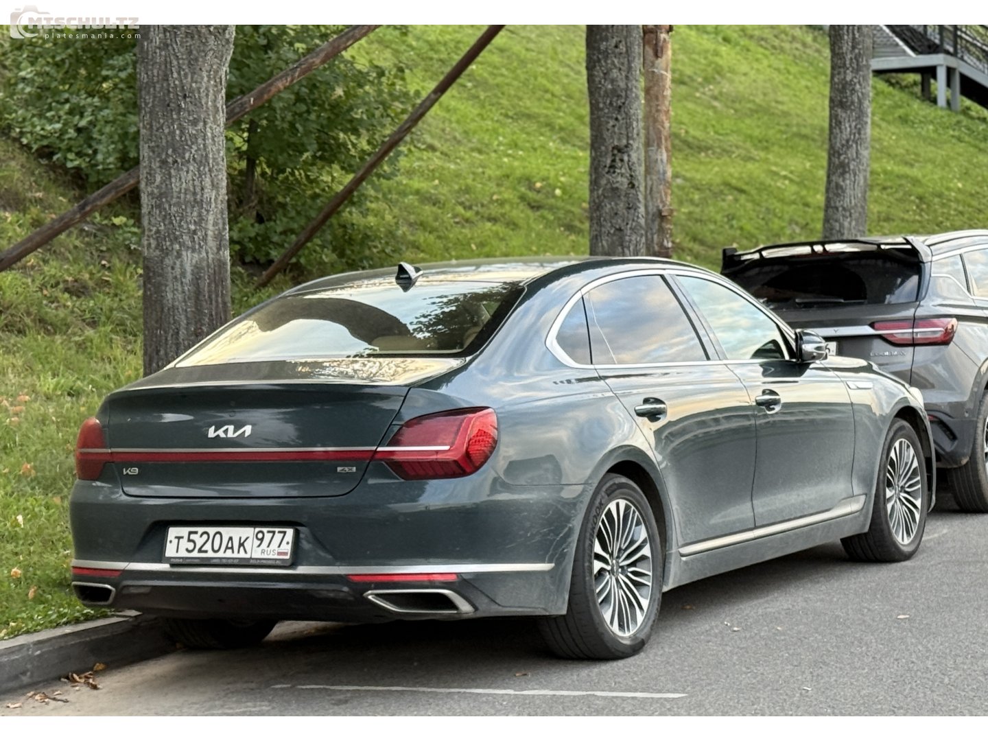 т 520 ак 977, Kia K9 