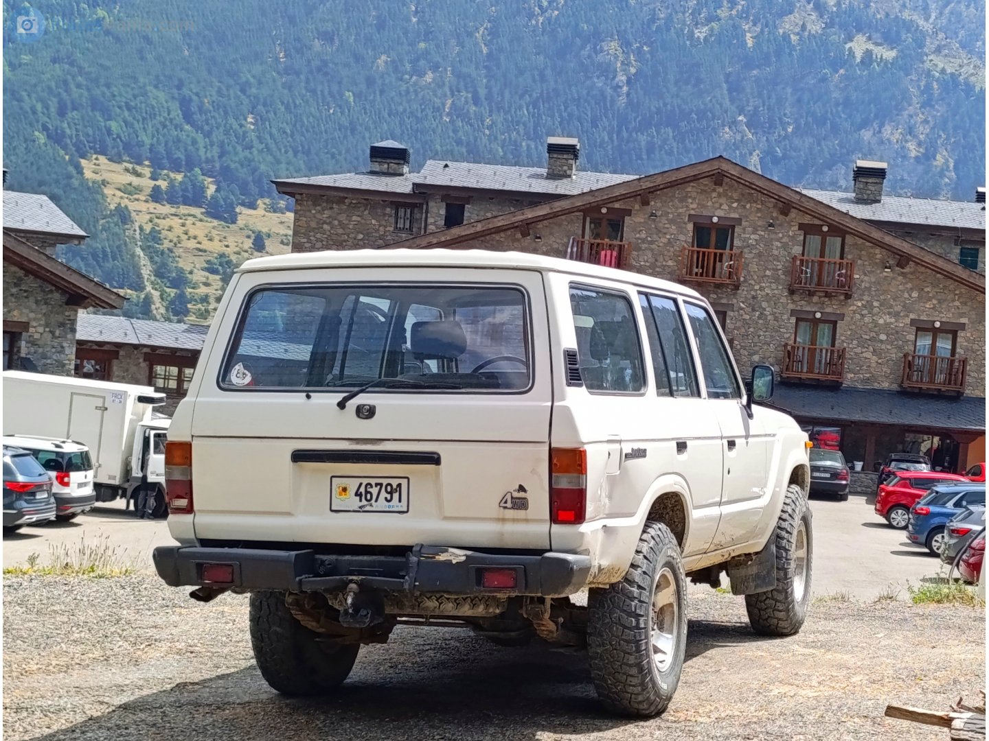 46791, Toyota Land Cruiser 60 (J60/J61), 1980–1987