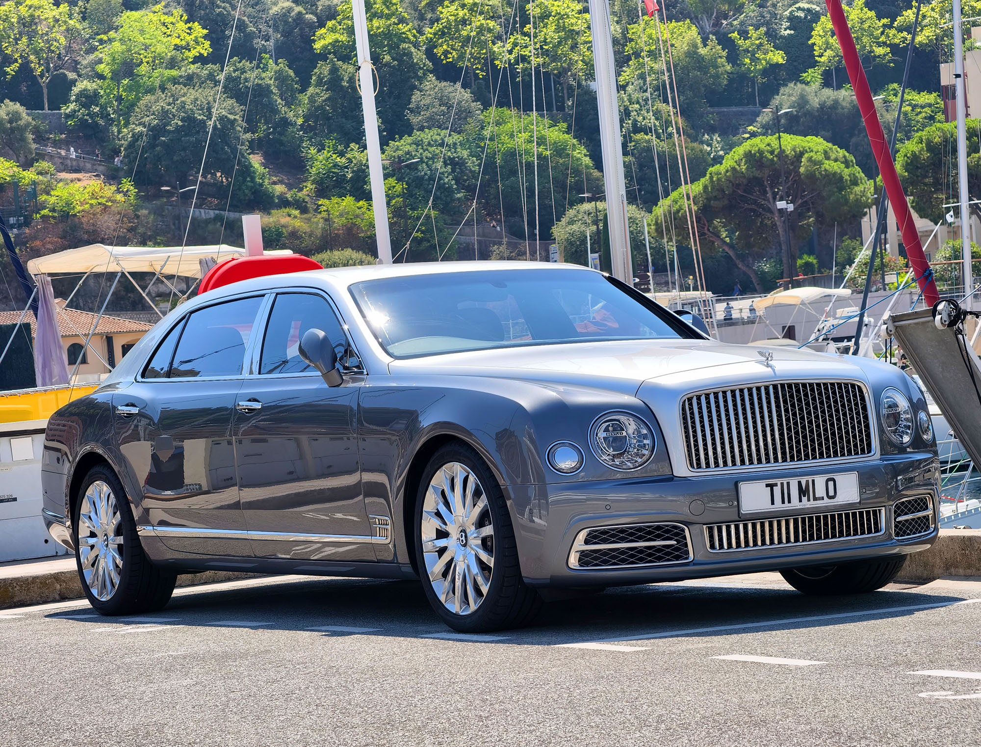 T11MLO, Bentley Mulsanne 2nd gen (3Y), facelift, 2016–2020