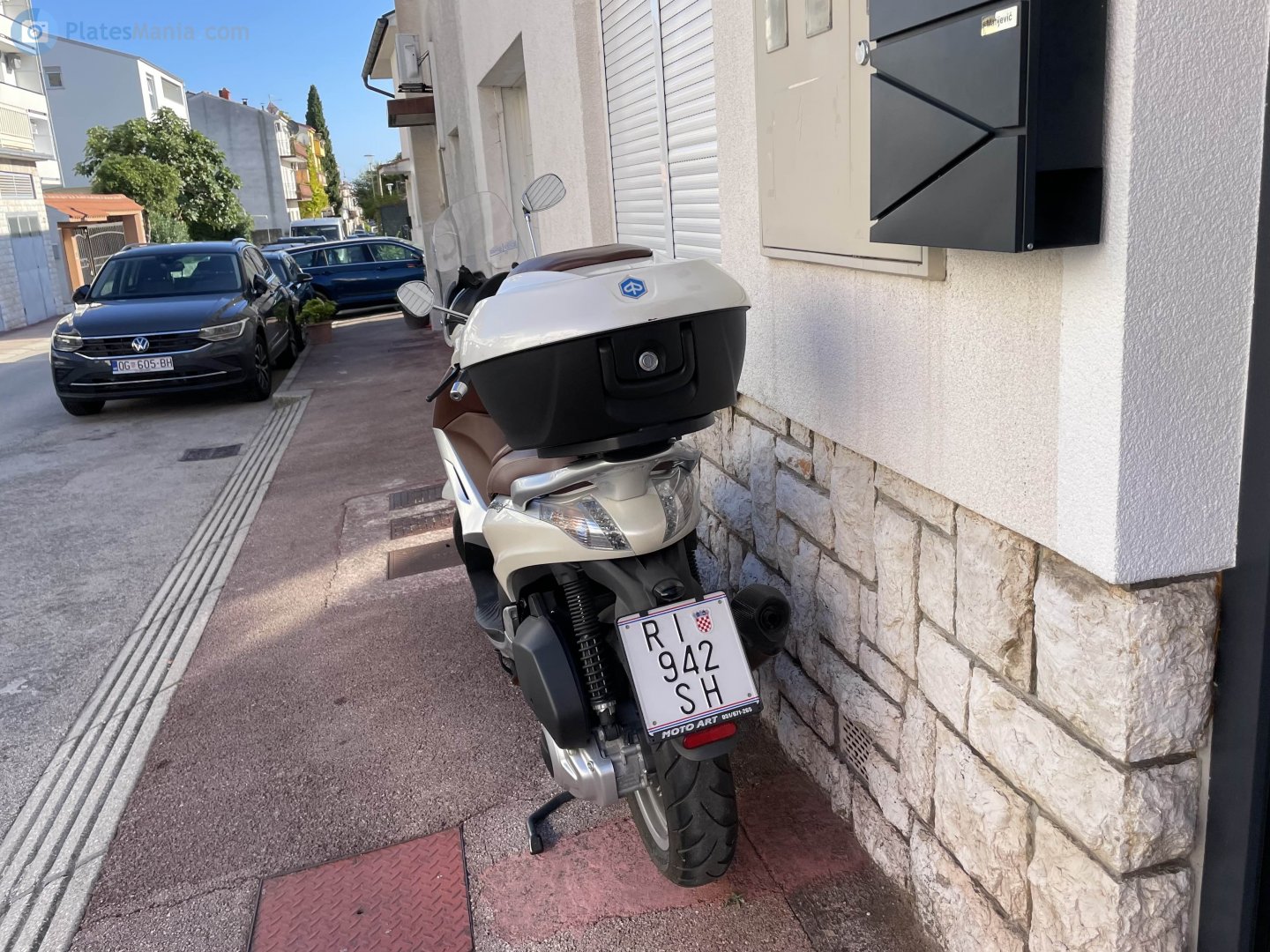 RI 942-SH, Piaggio Beverly 2nd gen, 2010–2020