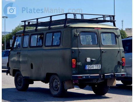SGH-158, UAZ 452