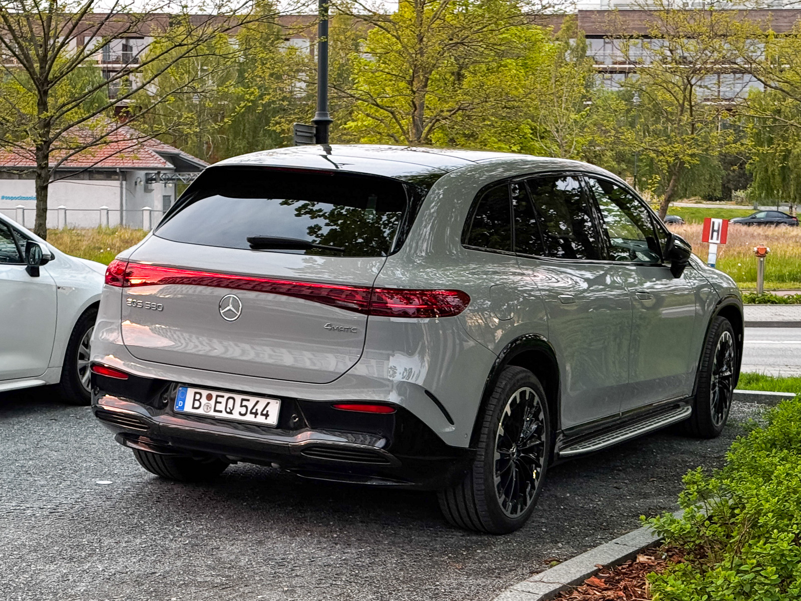 B EQ 544, Mercedes-Benz EQS 1st gen SUV (X296), 2022–