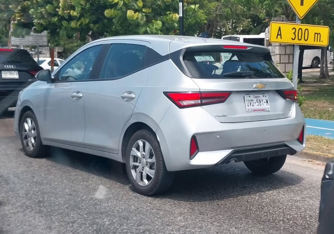 UVD-581-M, Chevrolet Aveo 3rd gen Hatch (310C; MX-market), 2023–