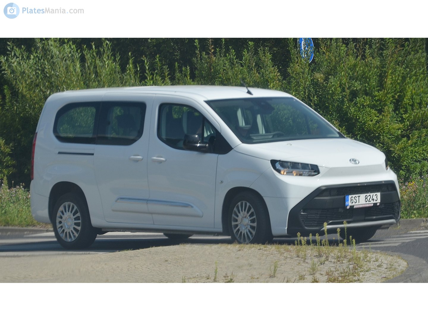 6ST 8243, Toyota ProAce City 1st gen Verso Electric MPV (K9), facelift, 2024–