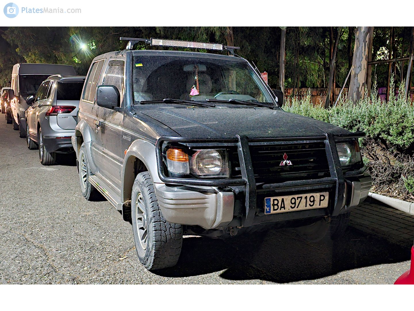 BA 9719 P, Mitsubishi Montero 2nd gen 3-door SUV (V20/NH/NJ/NK/NL), 1991–1999