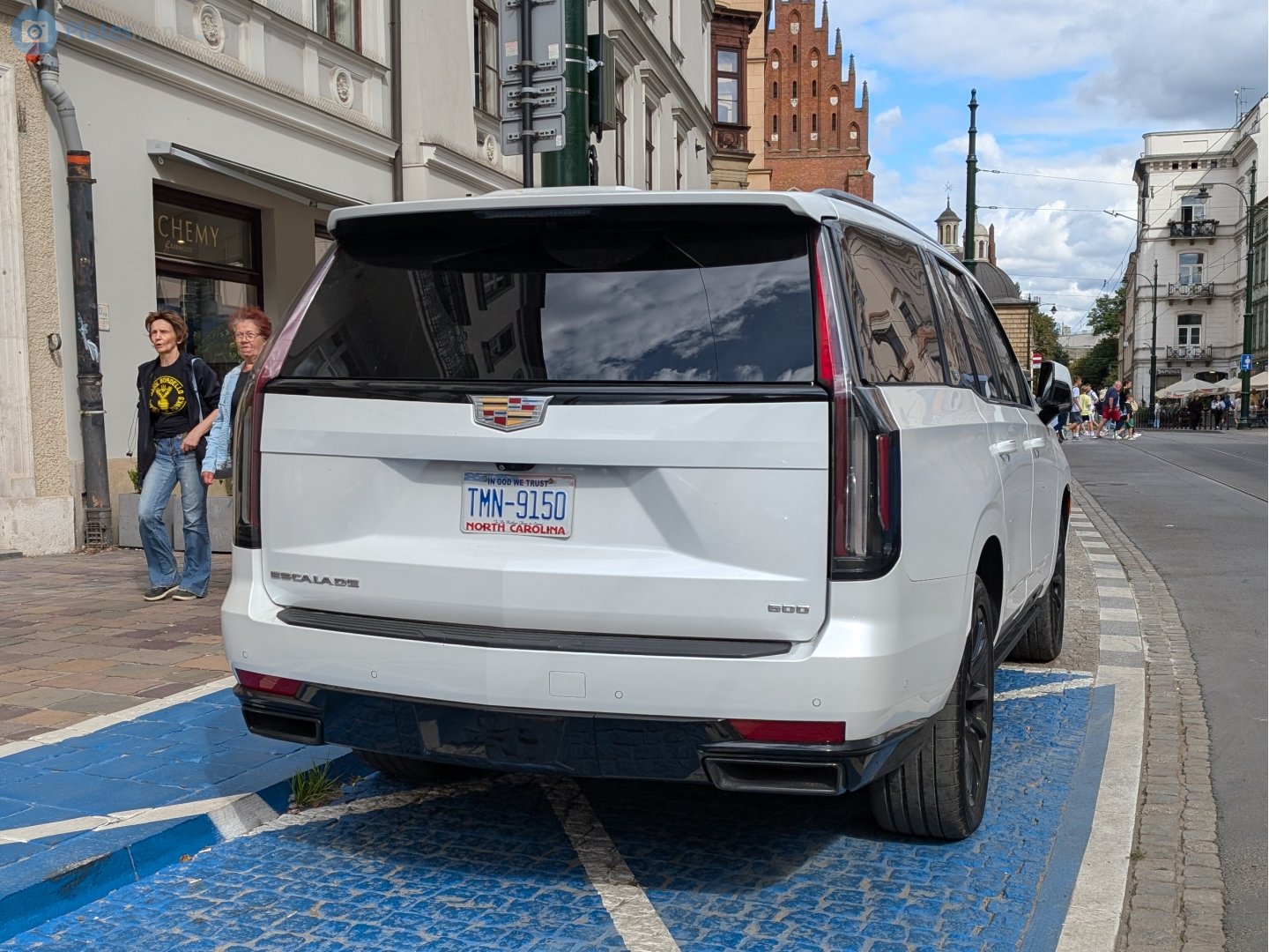 TMN-9150, Cadillac Escalade 5th gen (GMT1UL), 2020–2024