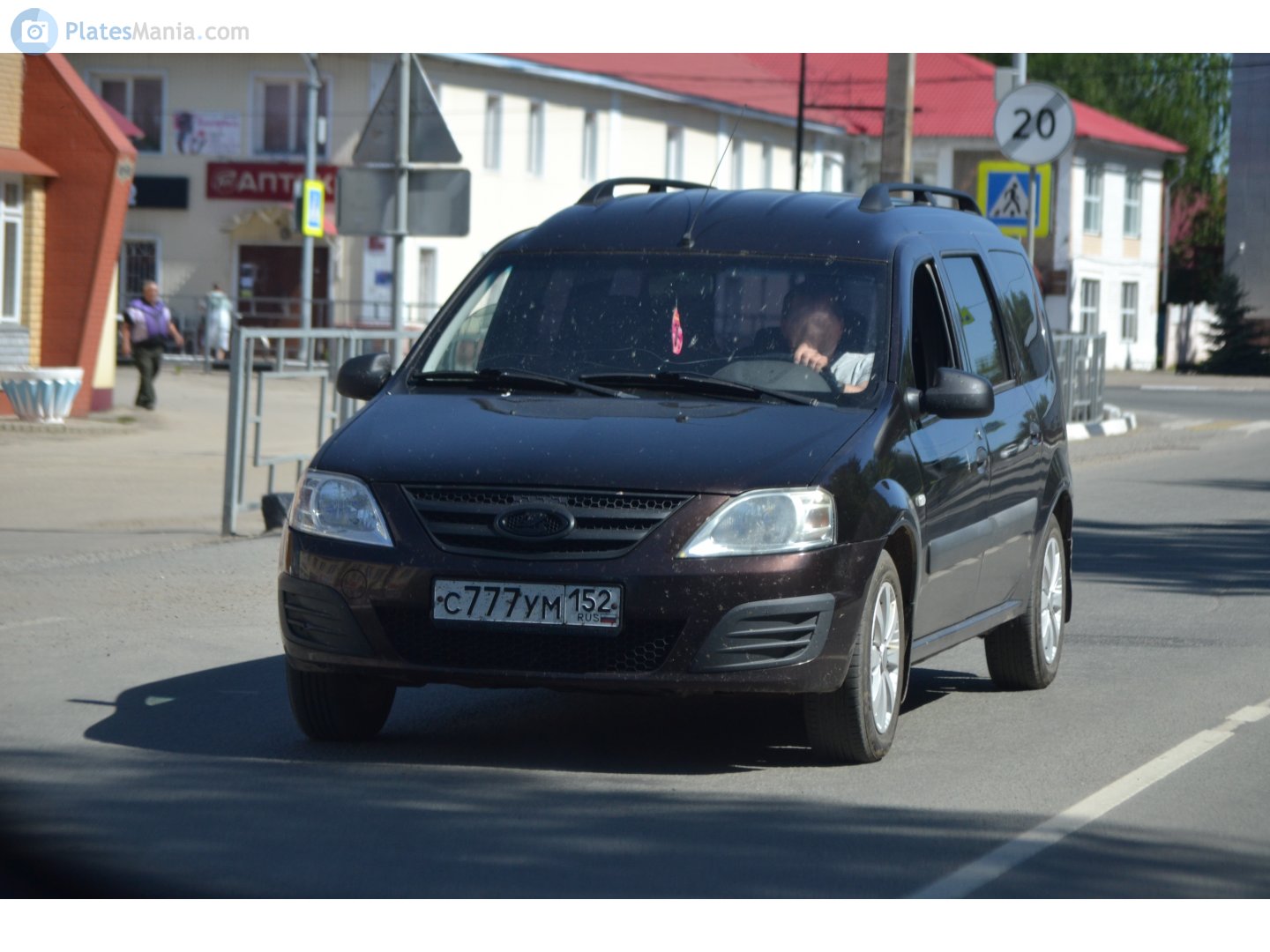 с 777 ум 152, Lada (VAZ) Largus 1st gen R90 (KS0/RS0), 2012­–2020