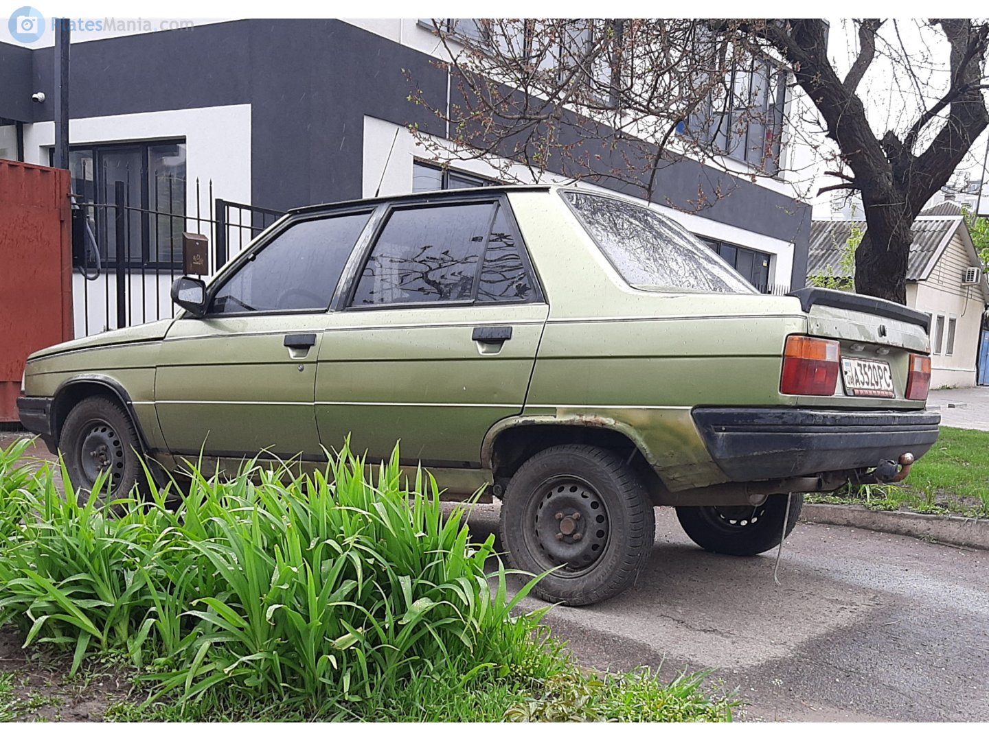 а 3520 РС, Renault 9 1st gen (L42), 1981–1989