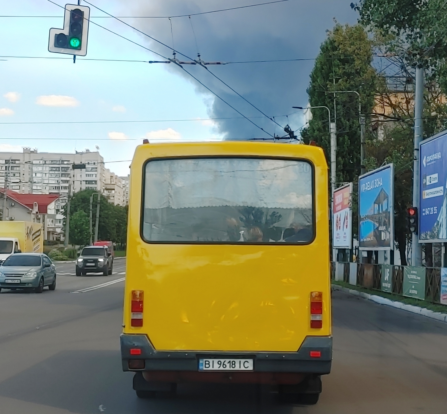 BI 9618 IC, BAZ 2215 Дельфин 