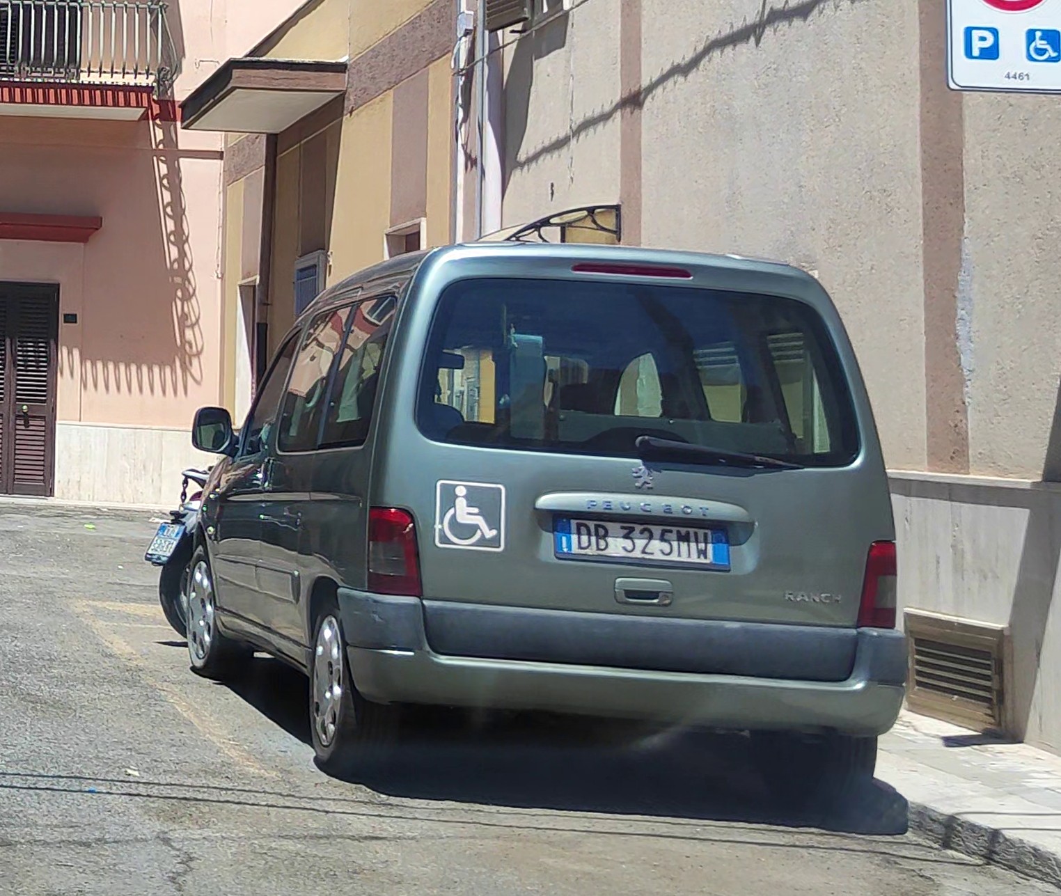 DB 325 MW, Peugeot Ranch 1st gen (M49; IT-market), 1996–2008