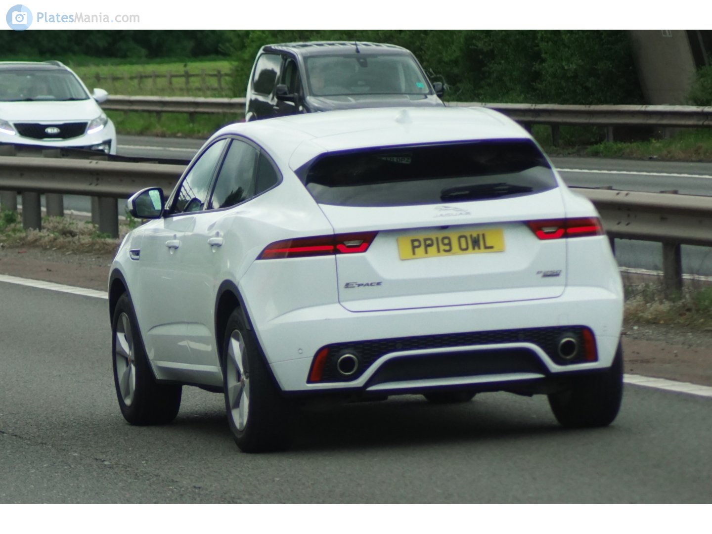 PP19OWL, Jaguar E-Pace 1st gen (X540), 2017–2024