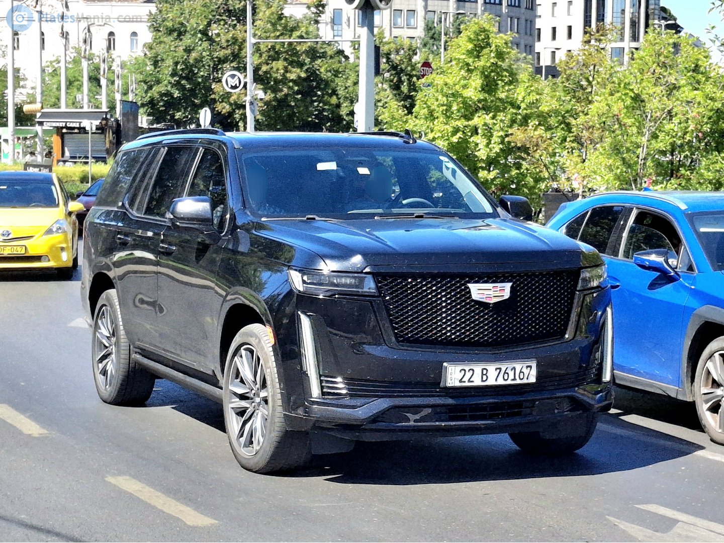 22 B 76167, Cadillac Escalade 5th gen (GMT1UL), 2020–2024