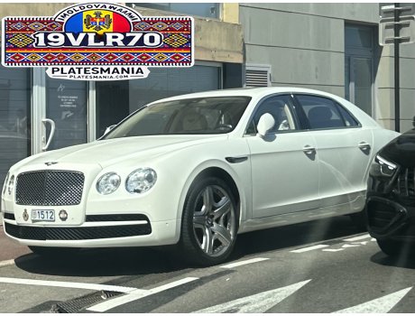 1512, Bentley Flying Spur