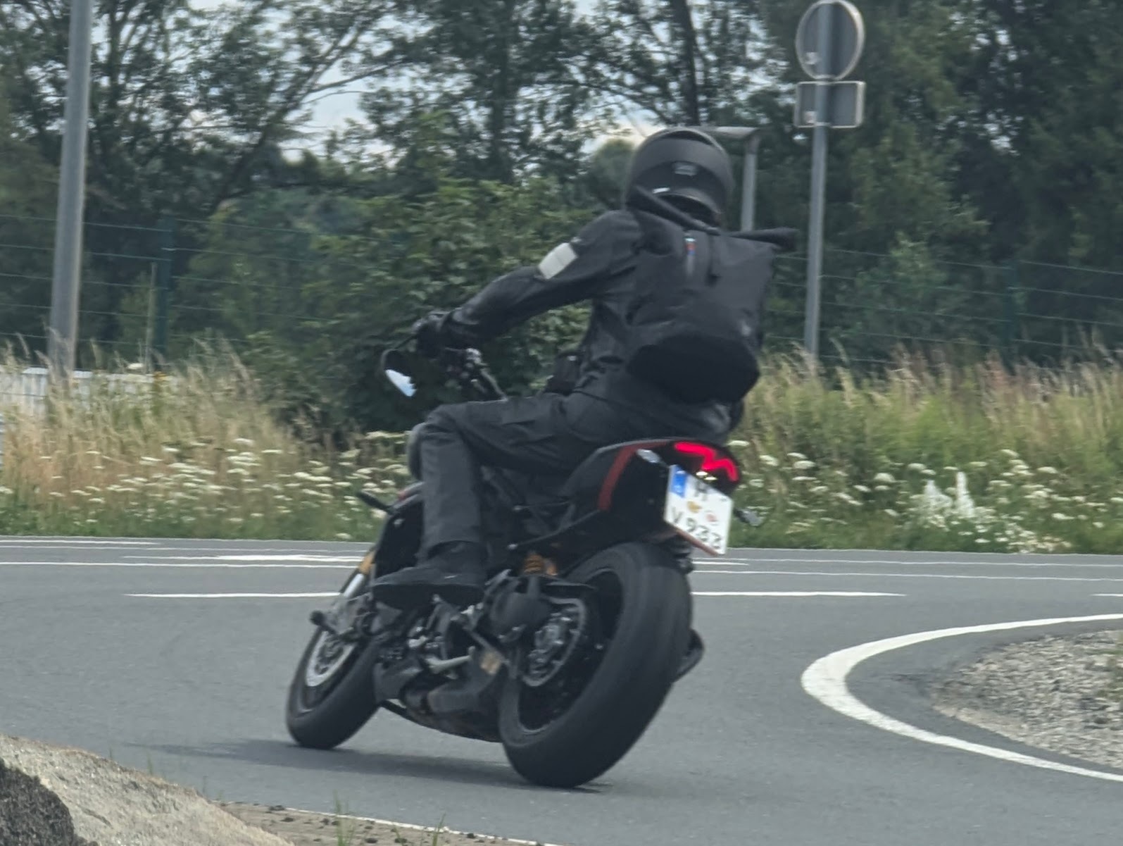 H V 933, Triumph Motorcycles Speed Triple 5th gen 1200, 2021–