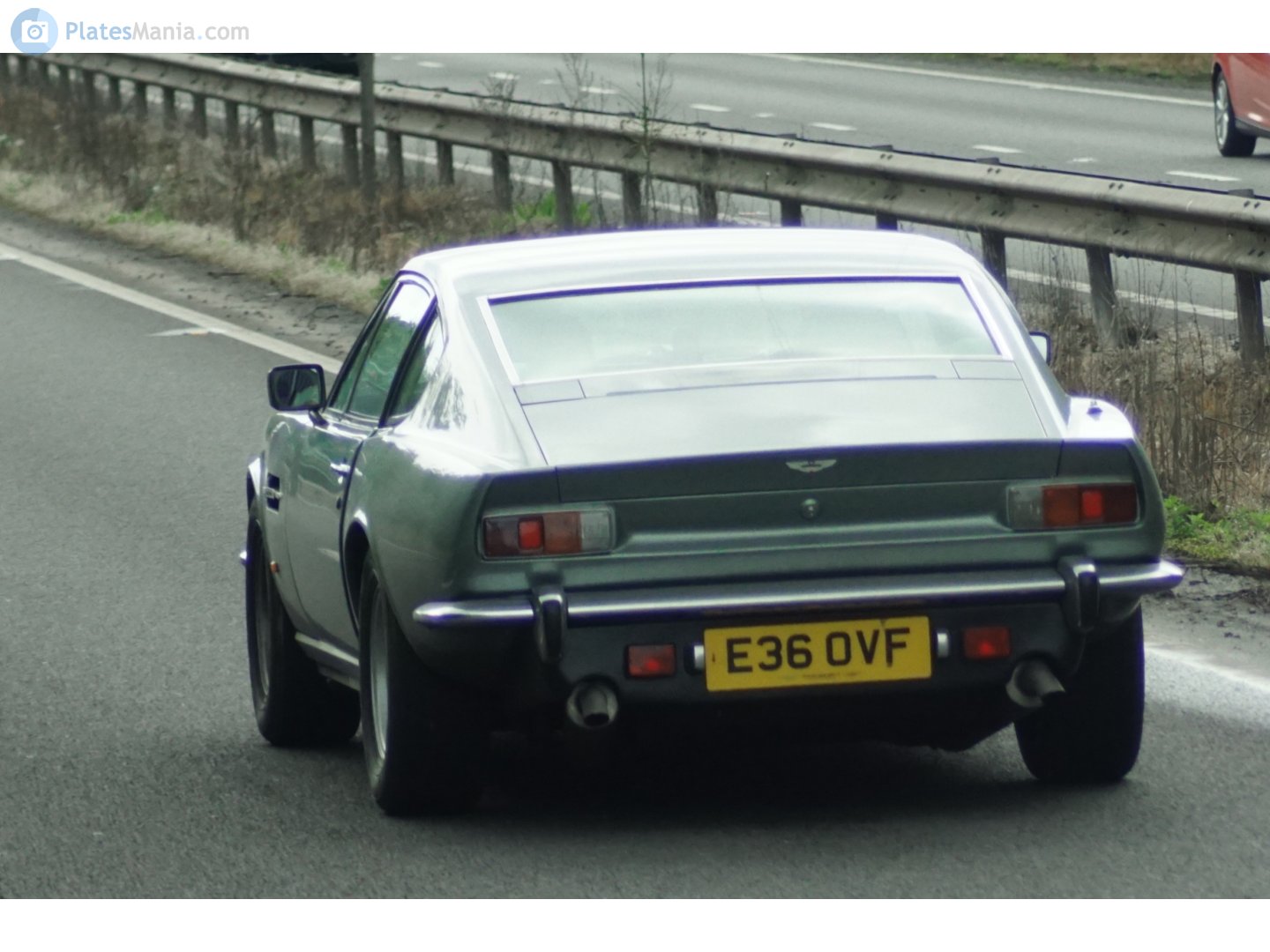 E36OVF, Aston Martin V8 