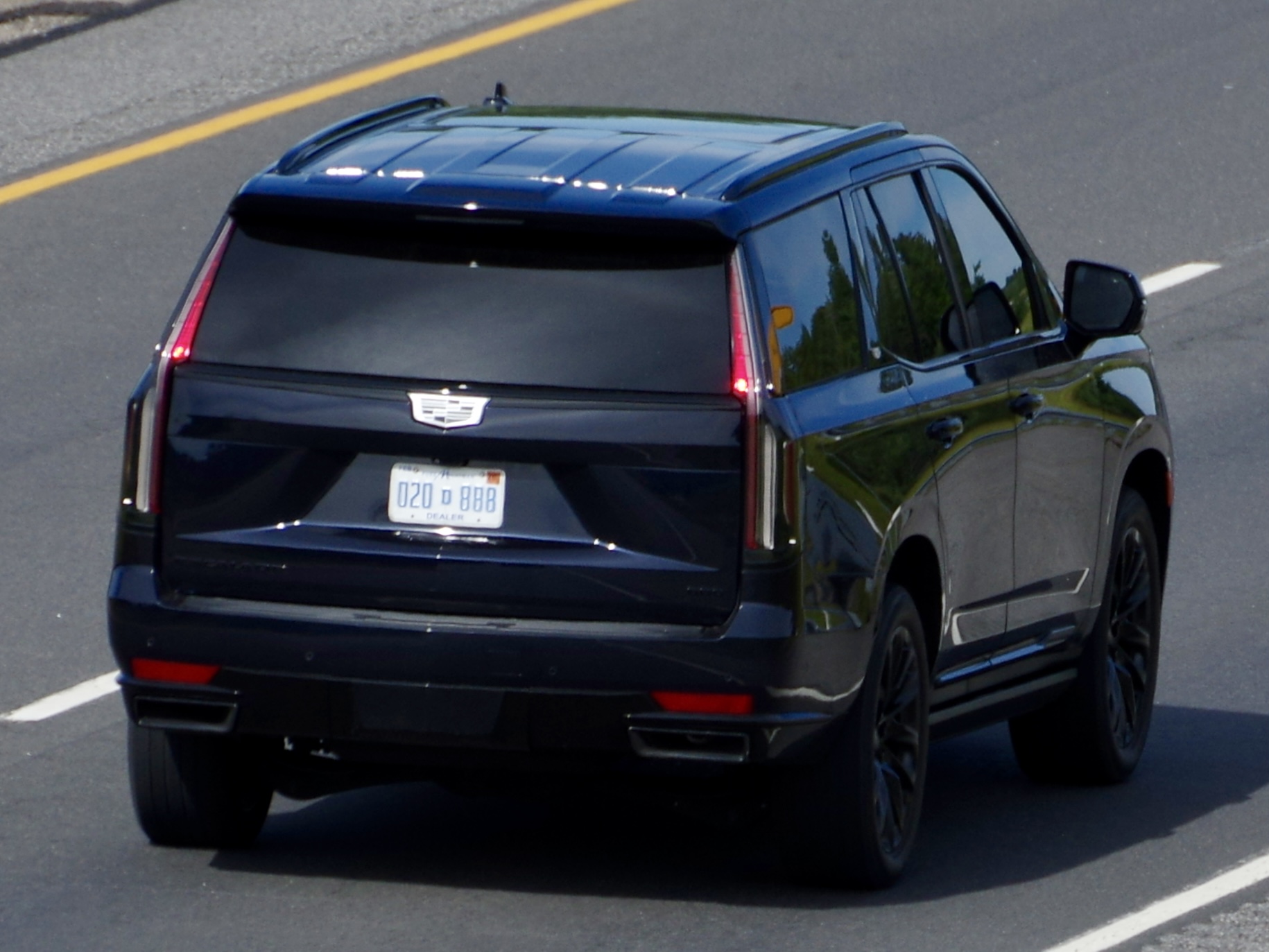 020D888, Cadillac Escalade 5th gen (GMT1UL), facelift, 2024–