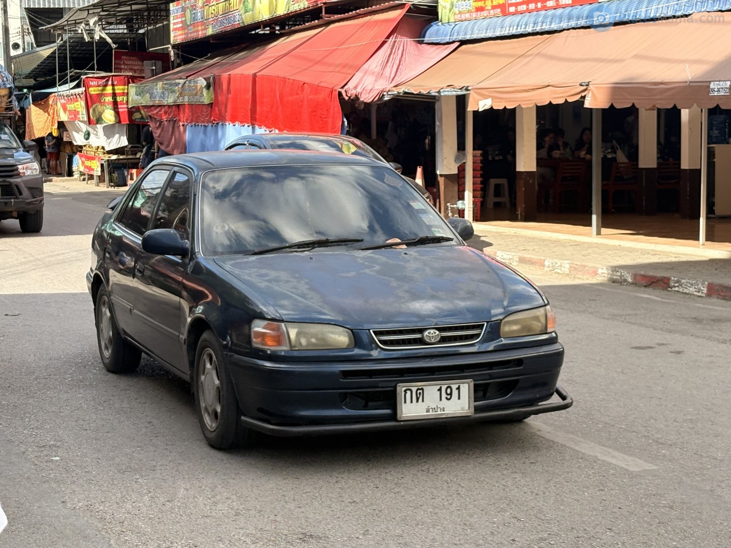 กต 191, Toyota Corolla 8th gen Sedan (E110; JP- and Pacific-market), 1995–2000