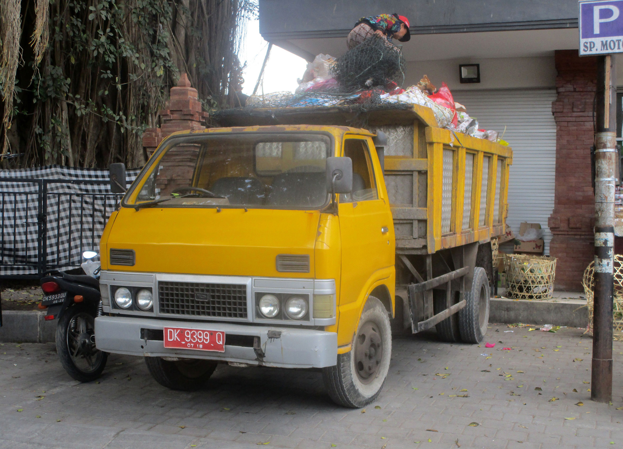 DK 9399 Q, Daihatsu Delta 2nd gen Medium-duty Truck (U20/U30/U40/U50), 1977–1984