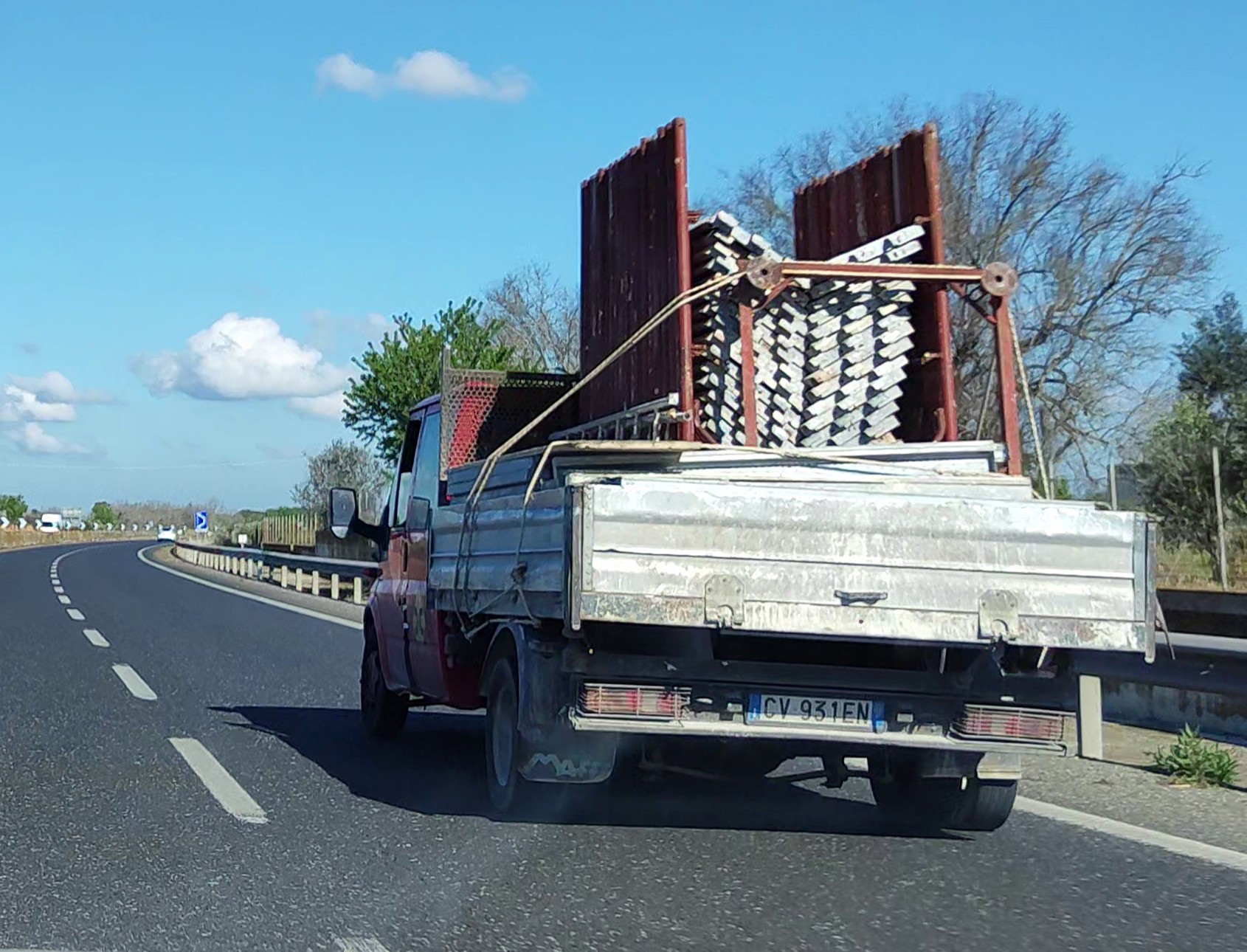 CV 931 EN, Ford Transit 3rd gen Single Cab (V184/V185), 2000–2006