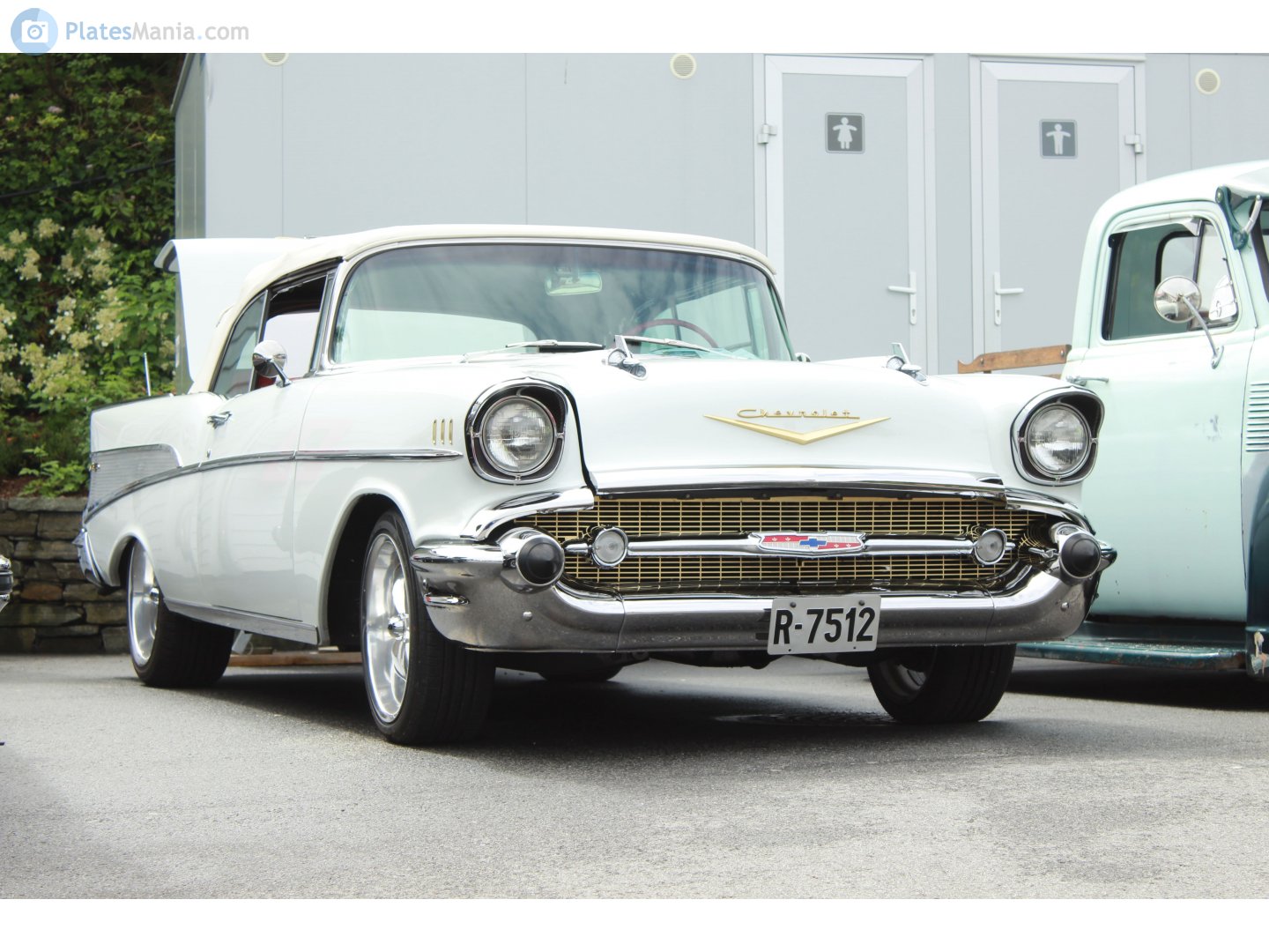 R-7512, Chevrolet Bel Air 2nd gen 1957 2-door Sedan (2402; A-body), 2nd facelift, 1956–1957