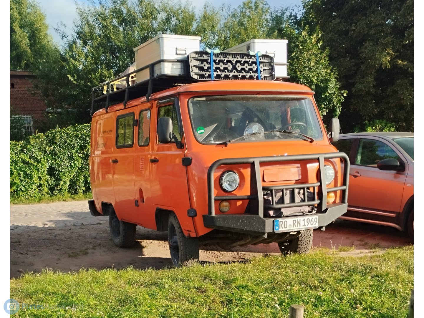 RO RN 1969, UAZ 452 3909 Combi Van, 1996–
