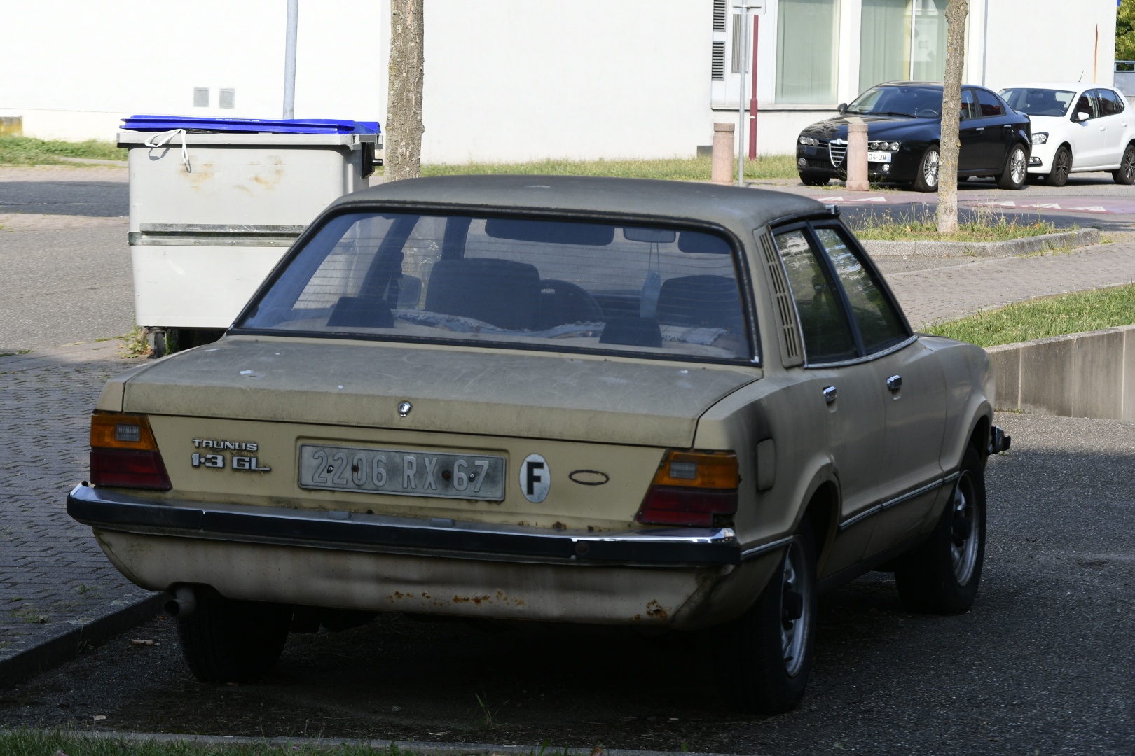 2206 RX 67, Ford Taunus 7th gen 4-door Sedan (TC2), 1975–1979