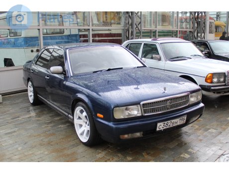 с382вн196, Nissan Cedric