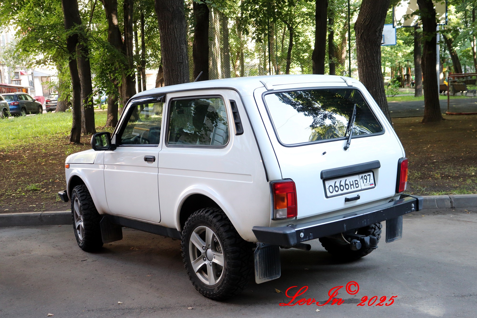 о 666 нв 197, Lada (VAZ) 2121 Нива 21213/21214 (Legend), 1994–