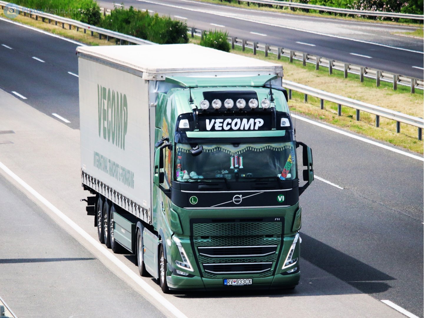 RV-933CX, Volvo FH 3rd gen, facelift, 2020–