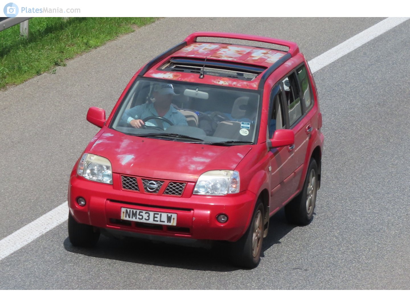 NM53ELW, Nissan X-Trail 1st gen (T30), 2000–2007