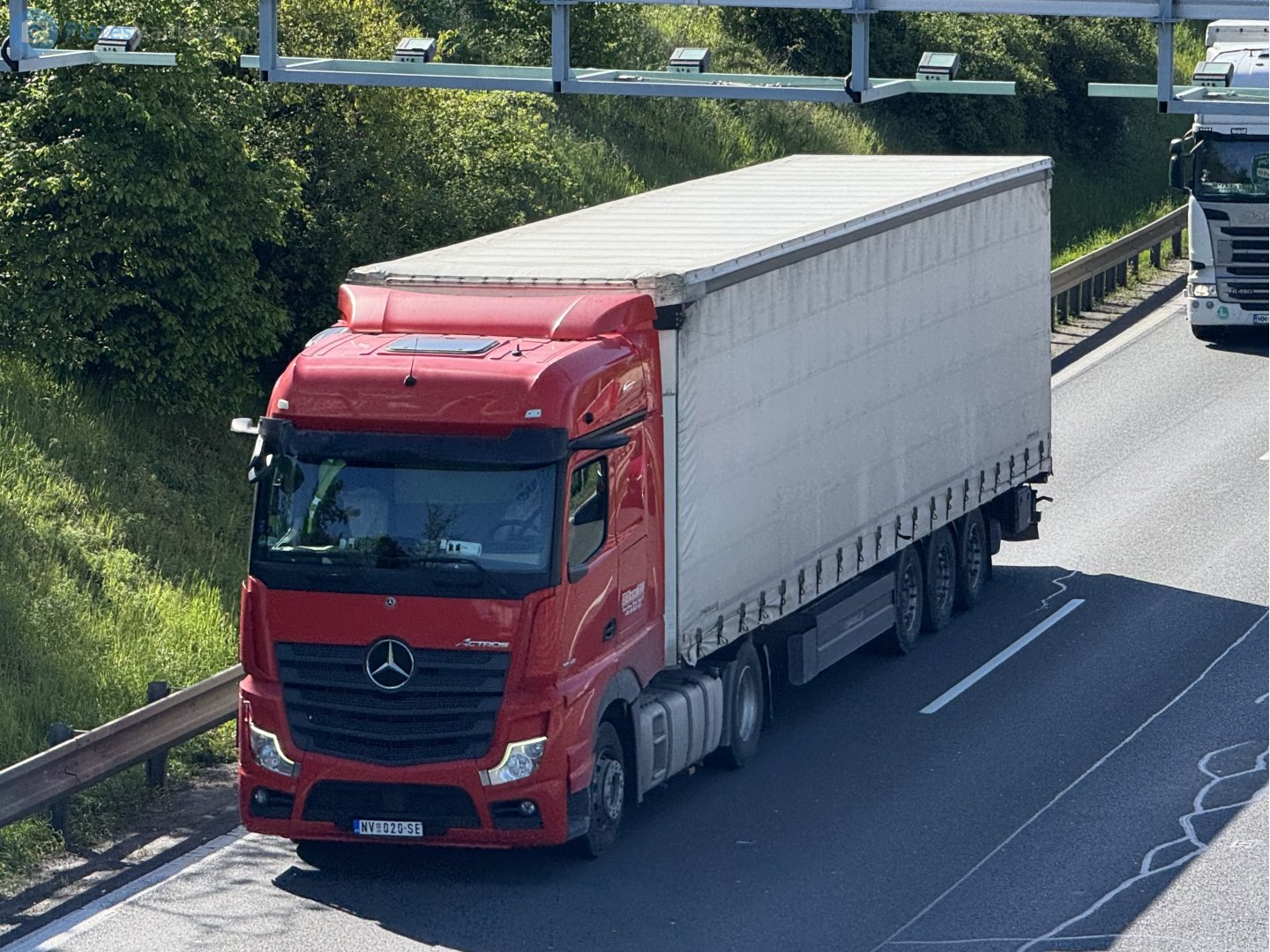 NV 020-SE, Mercedes-Benz Actros 3rd gen (MP4/MP5), 2011–