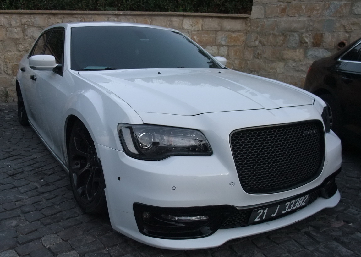 21 J 33382, Chrysler 300/300C 2nd gen (LD), facelift, 2014–2023