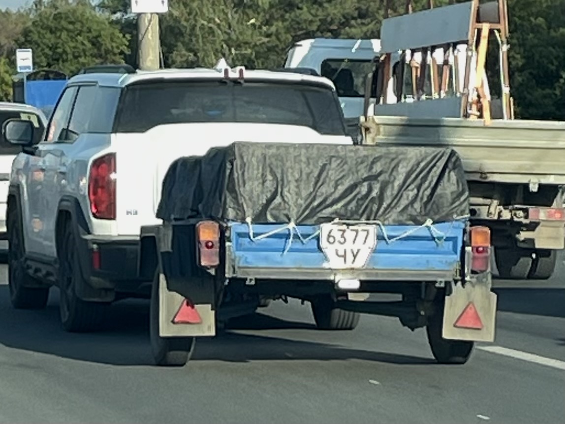 6377 ЧУ, Kurganmashzavod (KMZ) 8136 