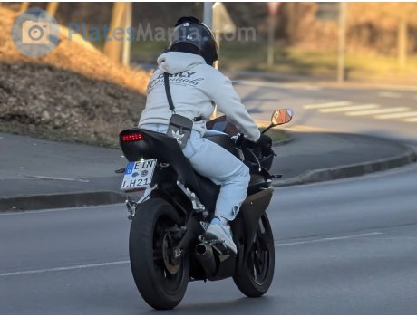 EIN LH 21, Yamaha YZF