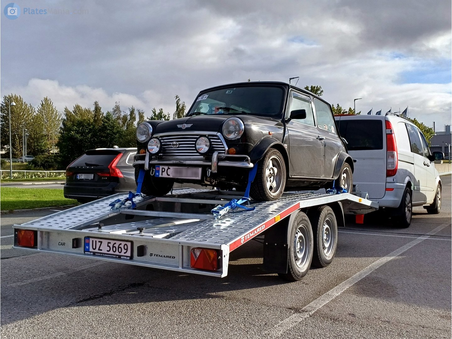 UZ 5669, Tema/Temared 