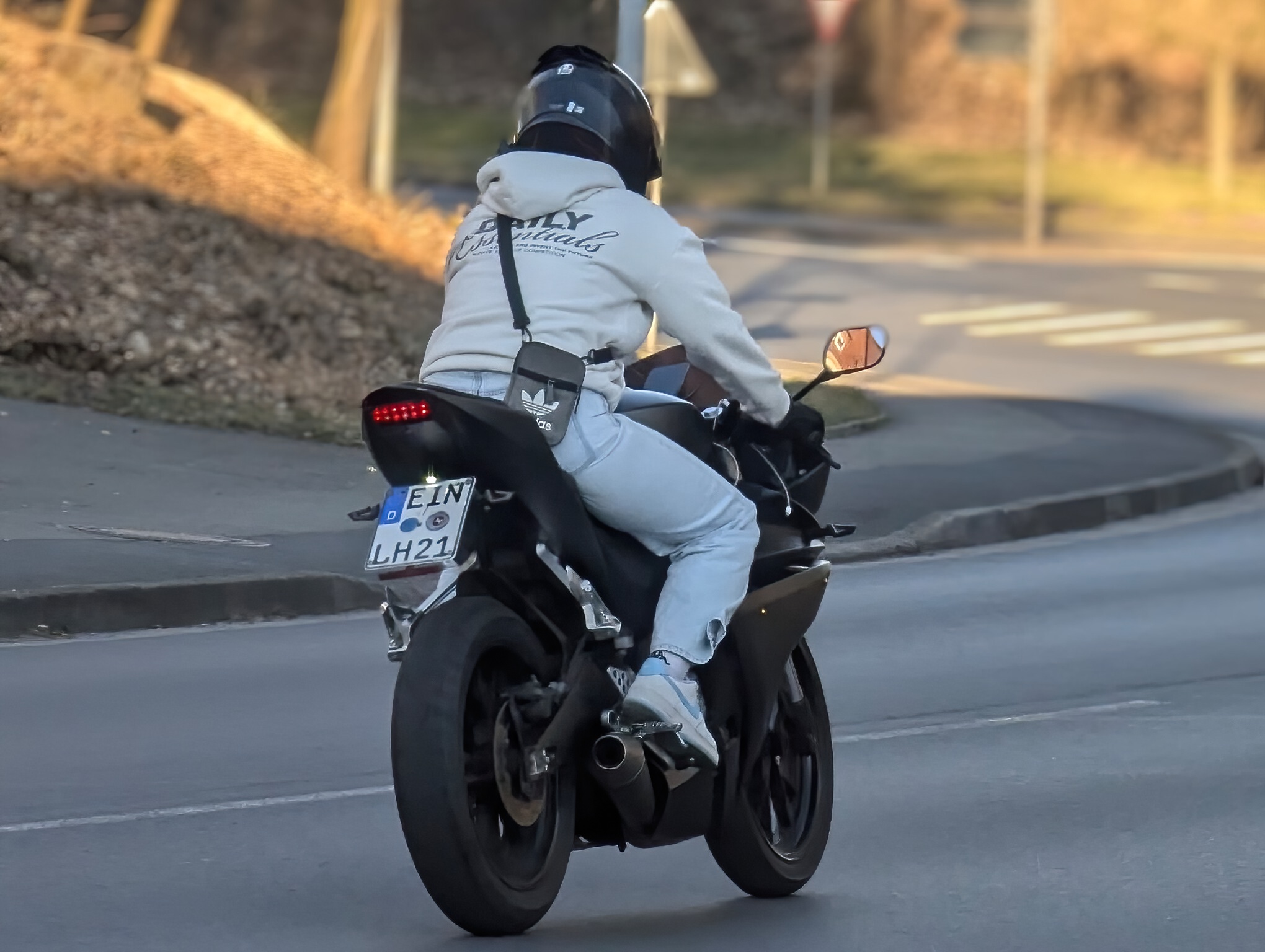 EIN LH 21, Yamaha YZF 1st & 2nd gen R125, 2008–2018