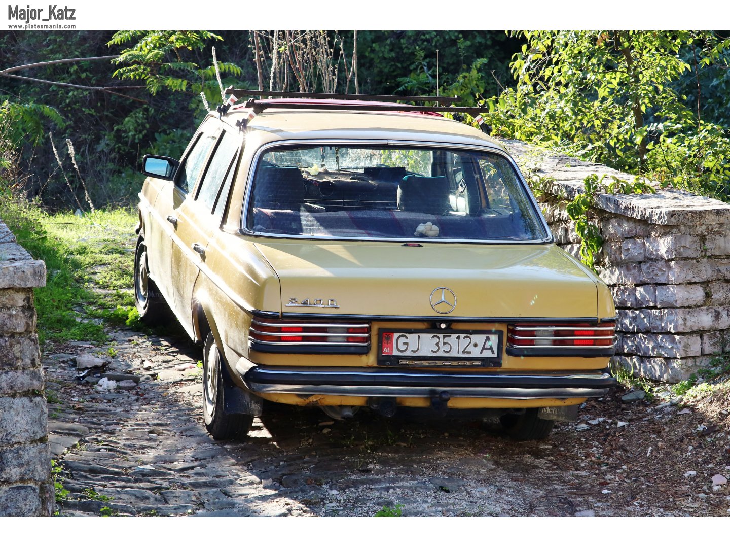 GJ 3512 A, Mercedes-Benz E-Klasse 200–300 Sedan (W123), 1975­–1986