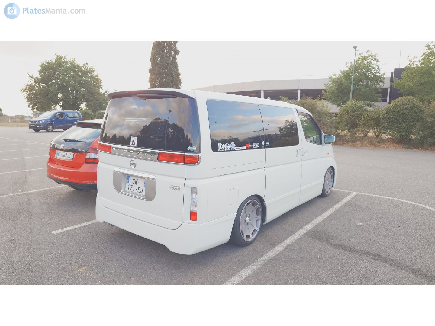 GW-171-EJ, Nissan Elgrand 2nd gen (E51), 2002–2010