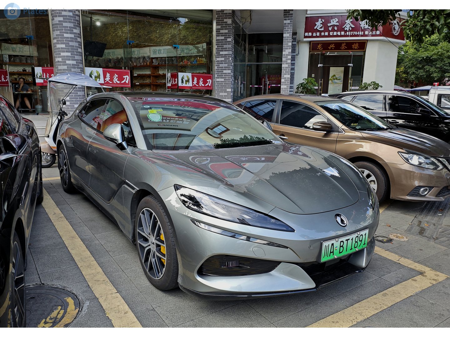 川A·BT1891, Denza (Tengshi) Z9 1st gen Sedan EV, 2024–