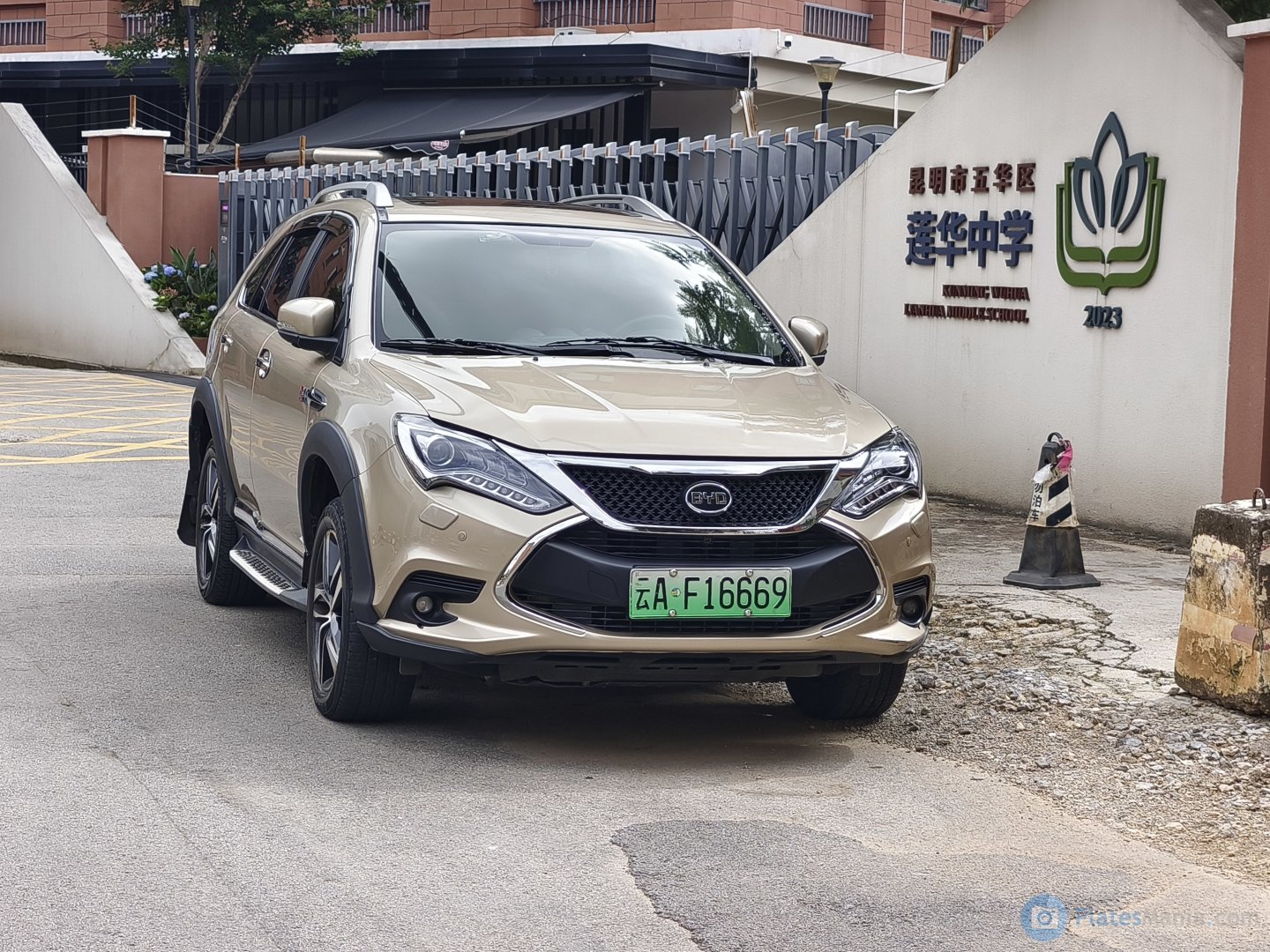 云A·F16669, BYD Tang 1st gen, 2014–2018