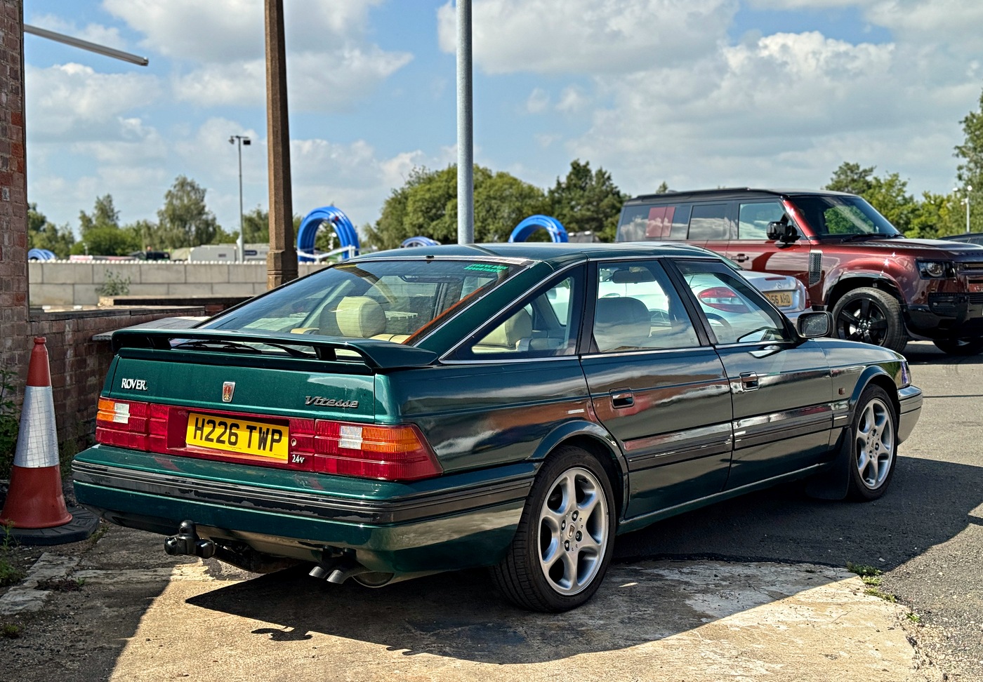 H226TWP, Rover 800-Series 1st gen Liftback (XS), 1986–1991