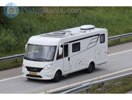 S-660-TT, Hymer Mobil