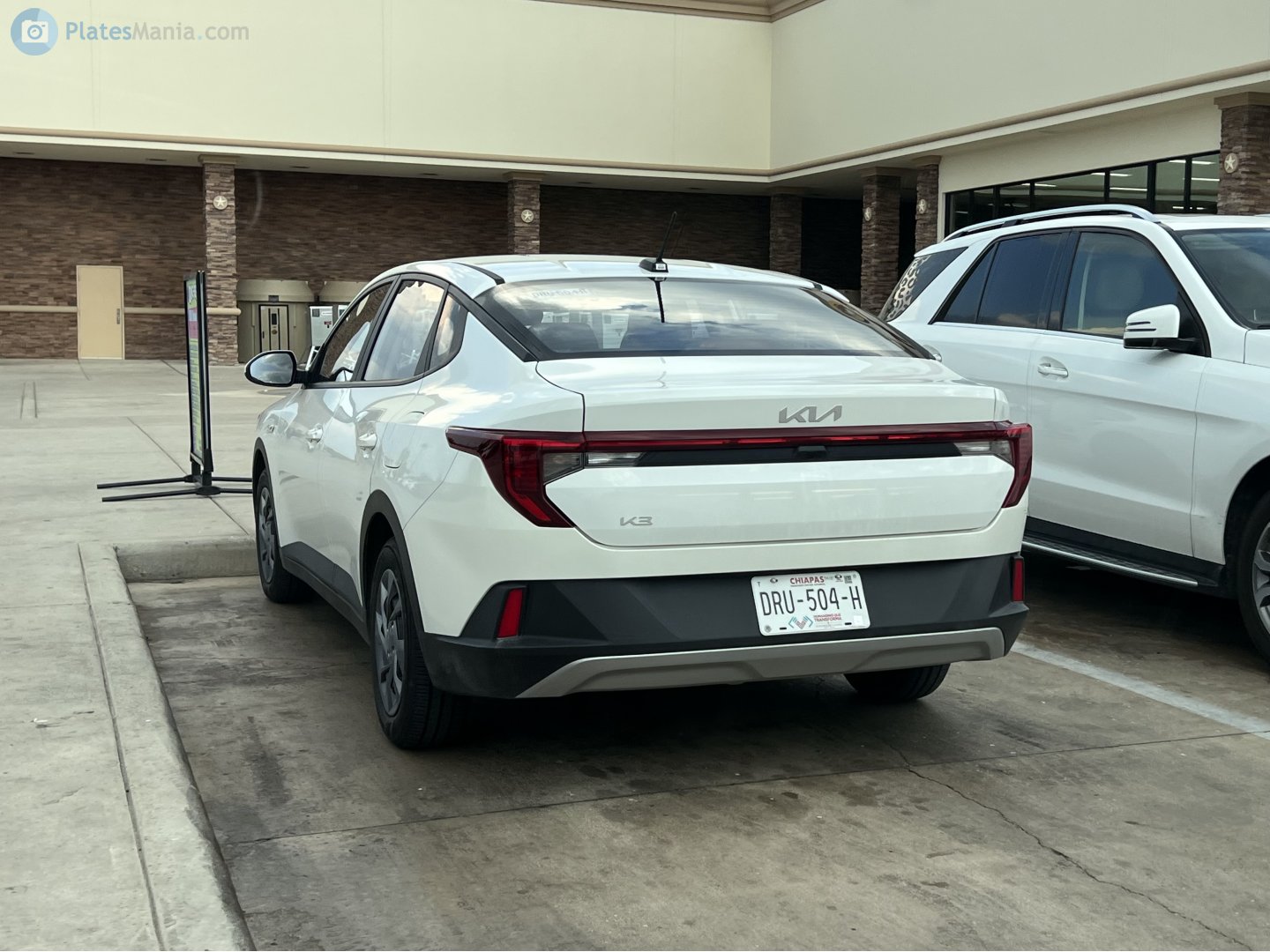 DRU-504-H, Kia K3 3rd gen Sedan (BL7), 2023–