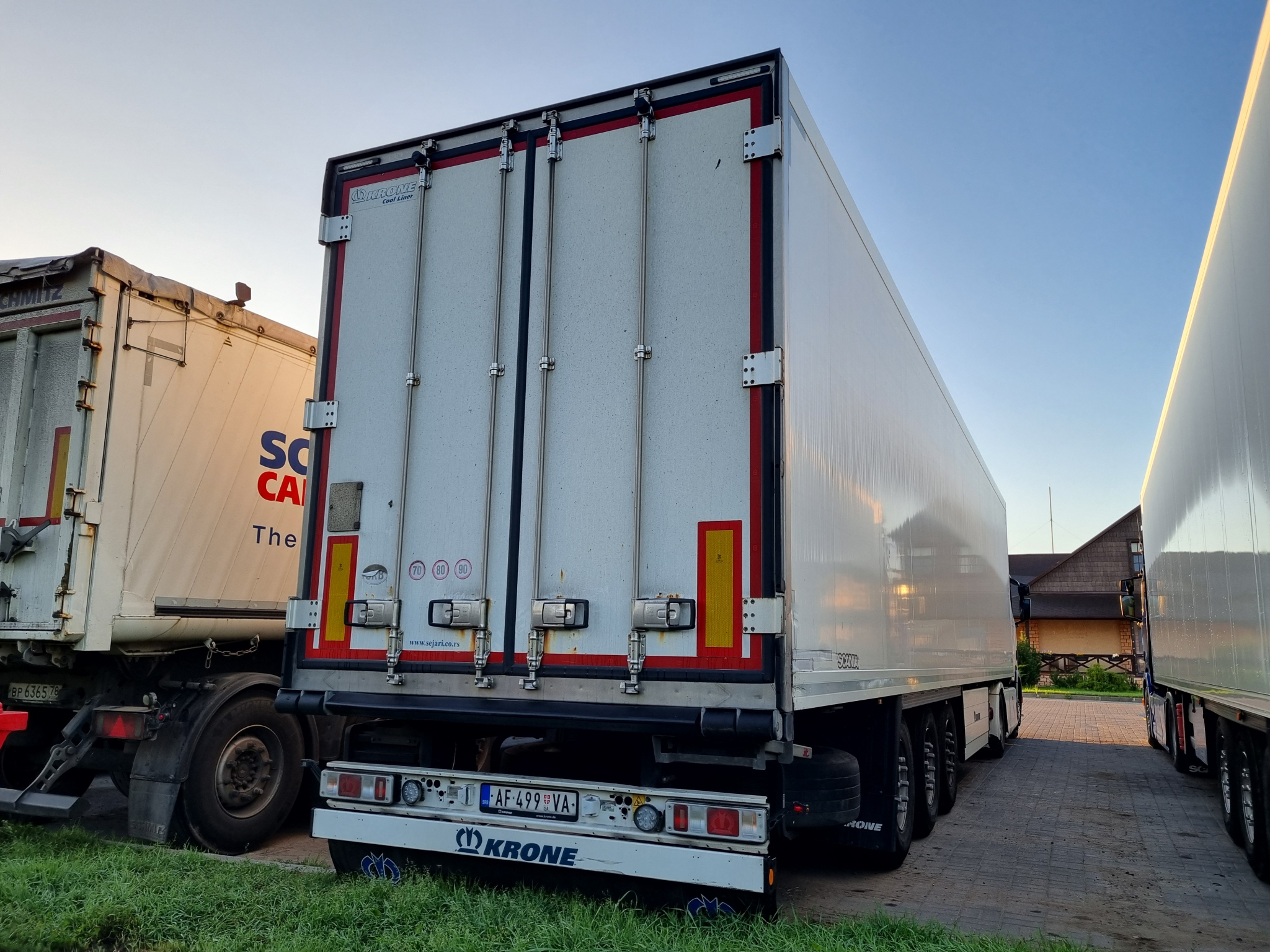 AF-499 VA, Krone Cool Liner 