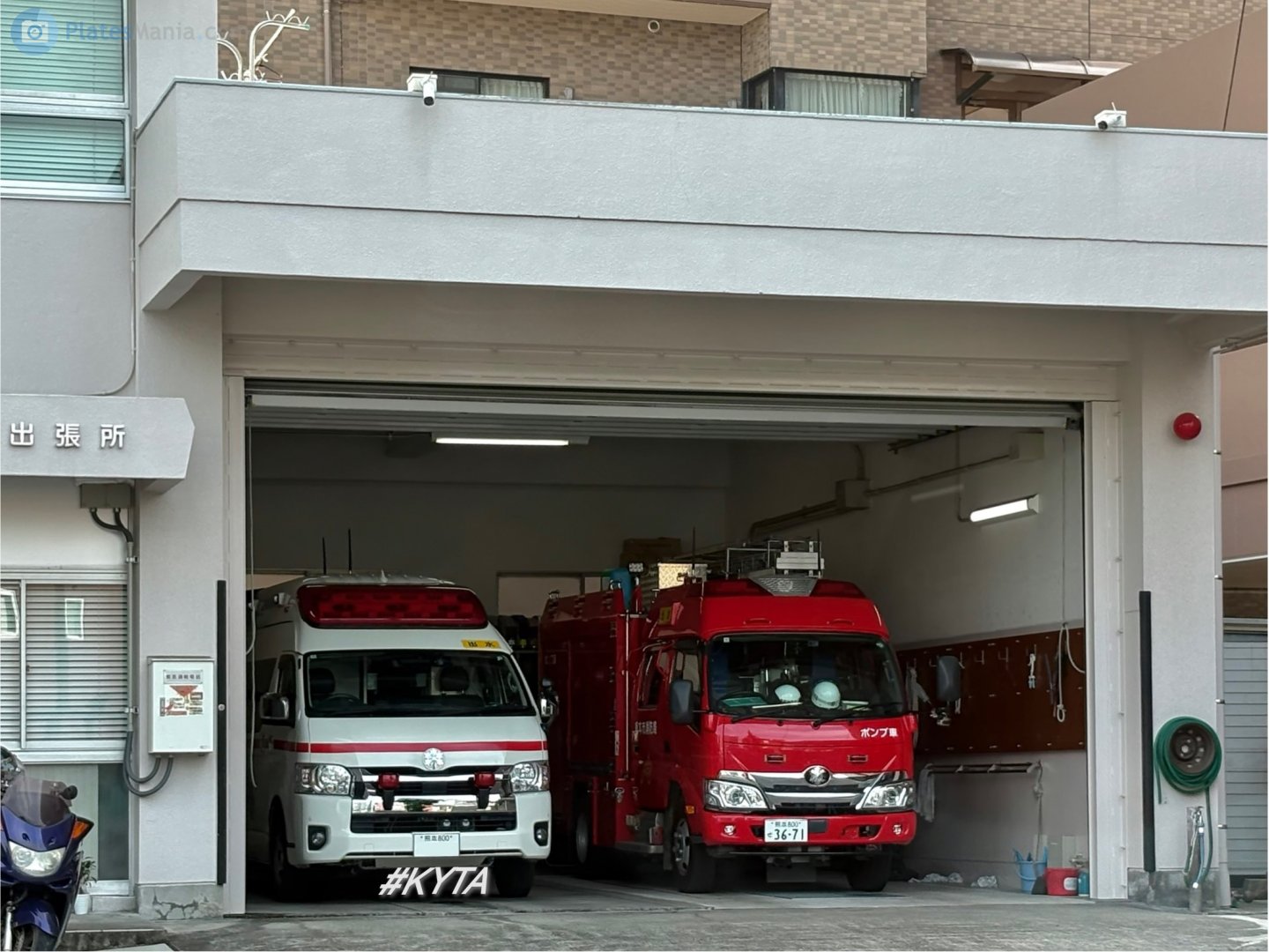 熊本 800 せ 3671, Hino Dutro 