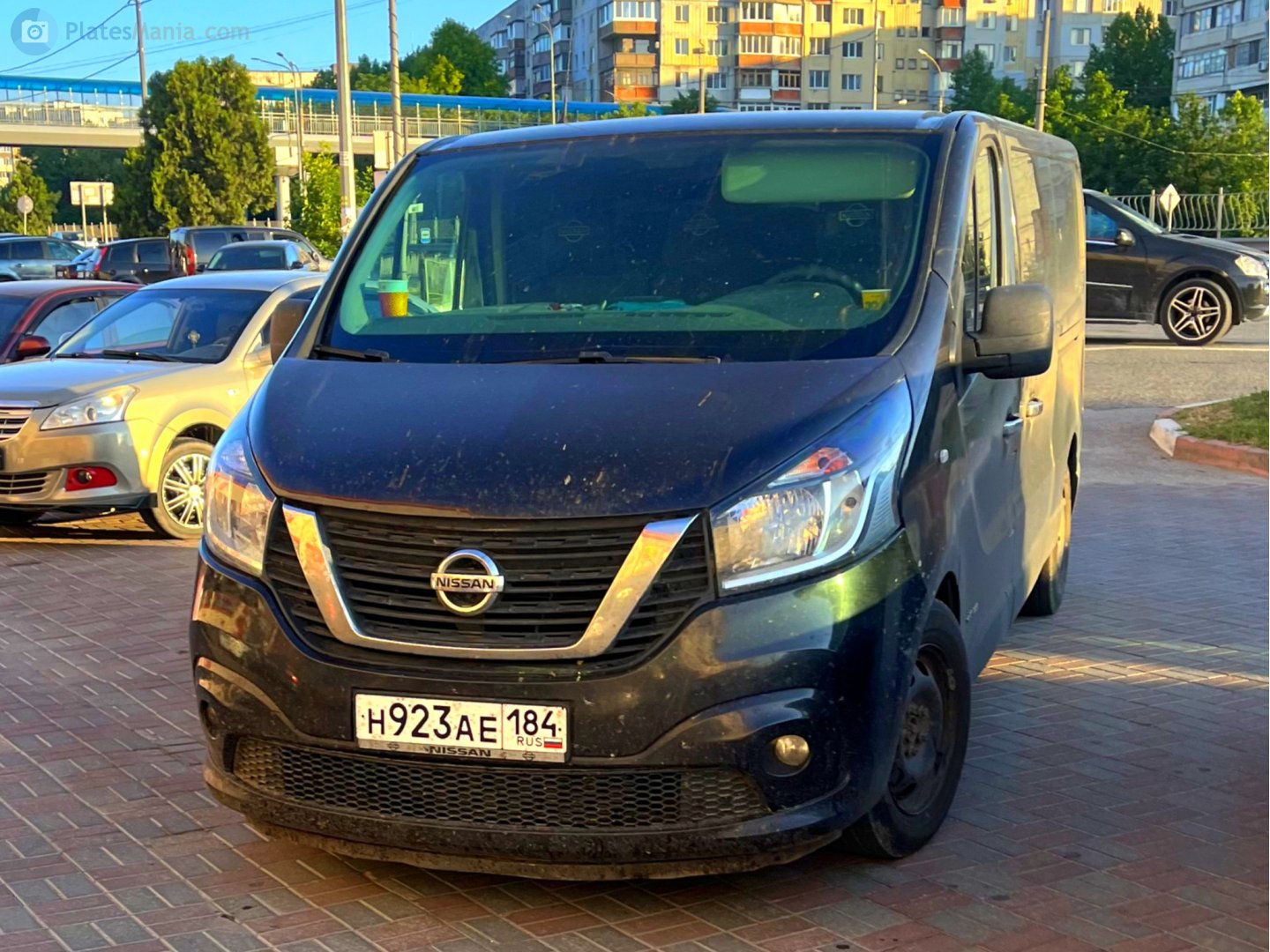 н 923 ае 184, Nissan NV300 